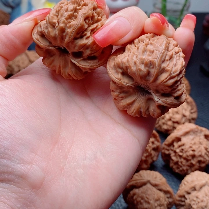 文玩核桃把件平谷凹底41