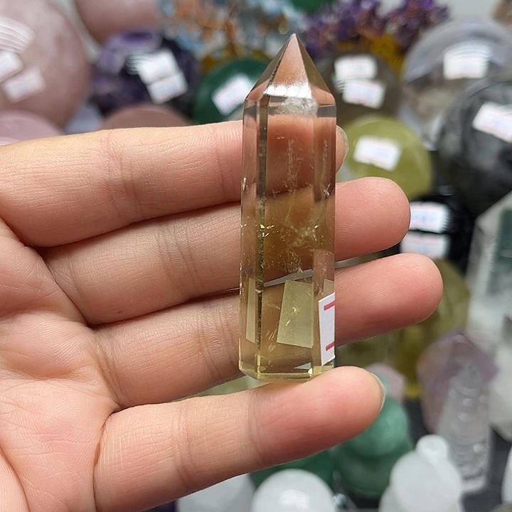 未镶嵌珠宝半成品水晶31克黄水晶柱