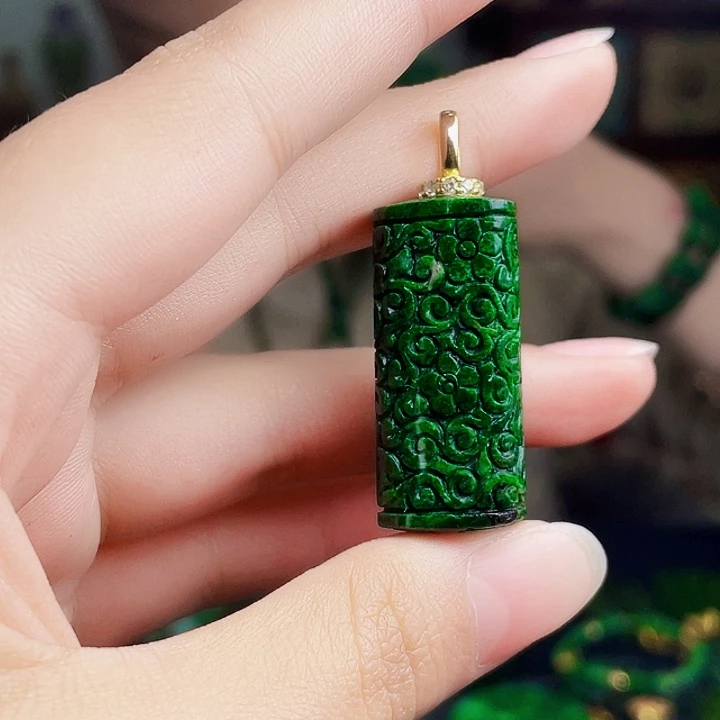 翡翠银S925镶嵌颈饰多样性