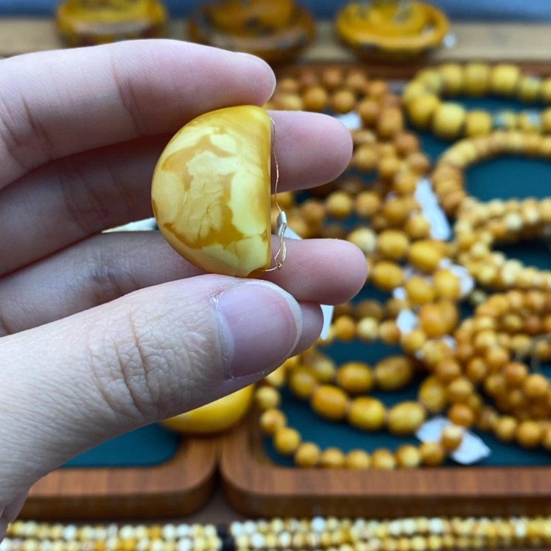 【闪购商品】琥珀未镶嵌珠宝奇石