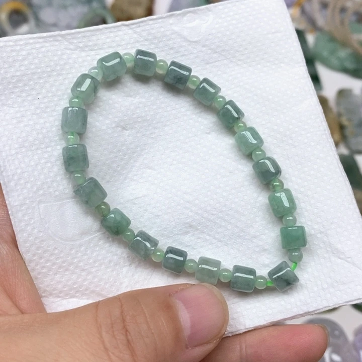 翡翠未镶嵌颈饰天然缅甸翡翠