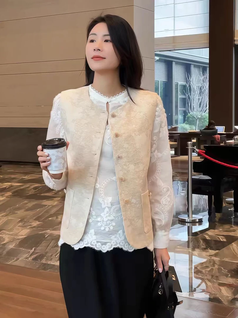 9235新中式国风刺绣马甲女2025春季新款百搭减龄娴雅上衣