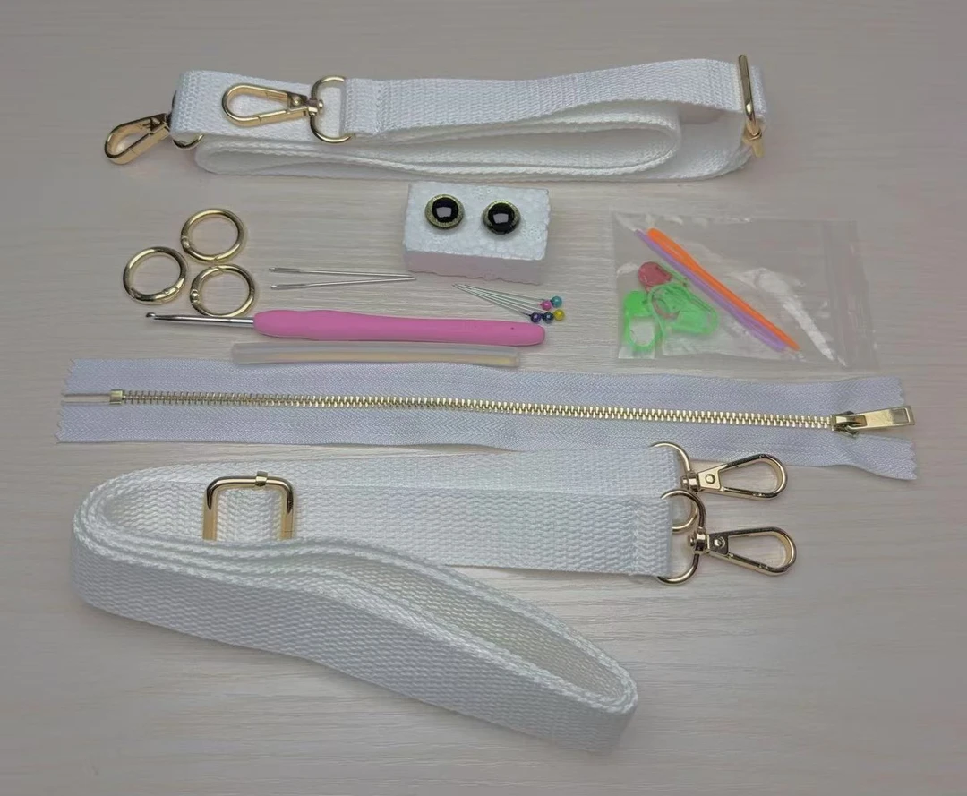 兔子包包工具包肩带绿色眼睛手工编织【没有毛线】