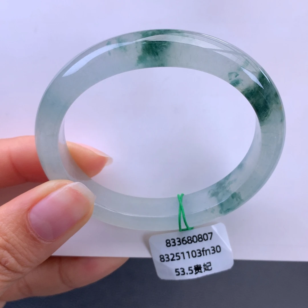 翡翠未镶嵌手镯冰莹光飘花贵妃手镯（细纹）
