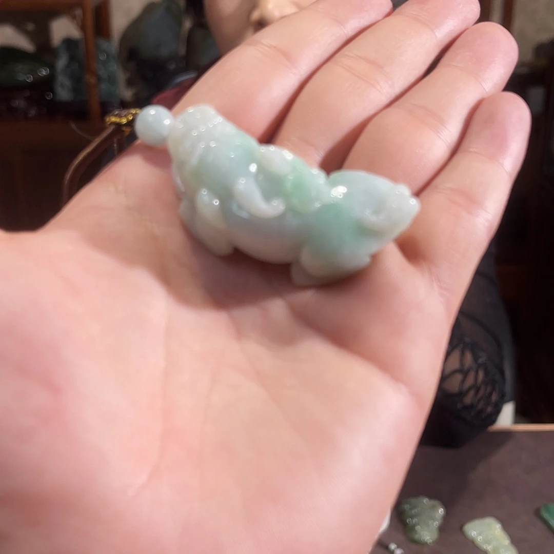 翡翠未镶嵌颈饰超值福利