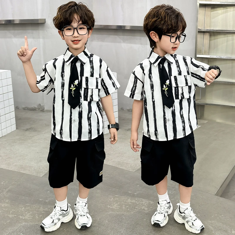 儿童夏季短袖衬衫套装中小男童竖条纹港风洋气衬衣短裤两件套潮帅