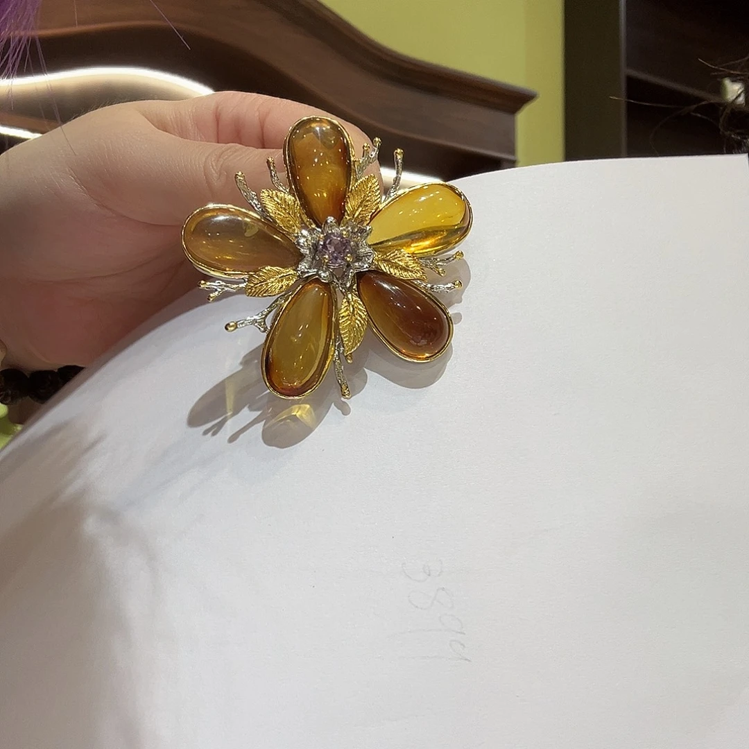 花卉琥胸针吊坠两用