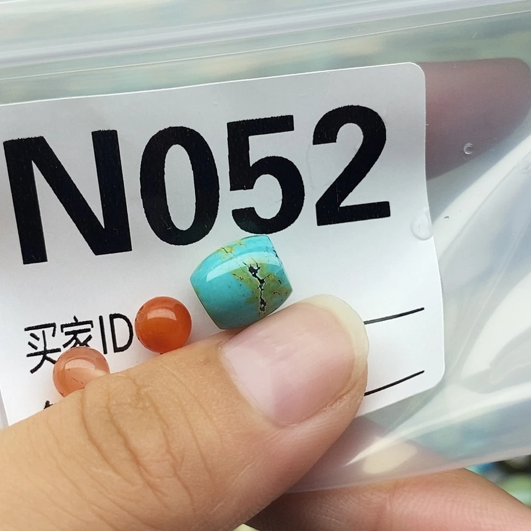 迪***北未镶嵌配饰南红玛瑙