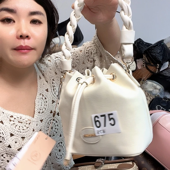 PVC包包包包包包吧