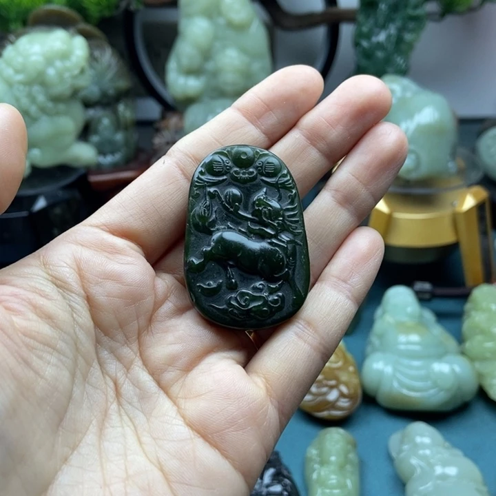 和田玉挂件未镶嵌可*r