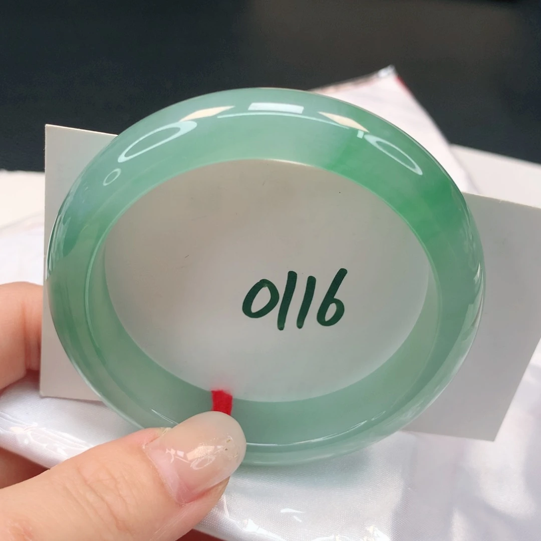 翡翠手镯未镶嵌缅甸天然A货翡翠