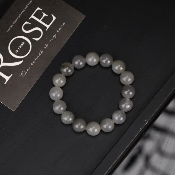 XY152 天然和田玉浅烟紫色12mm 多样性发其一