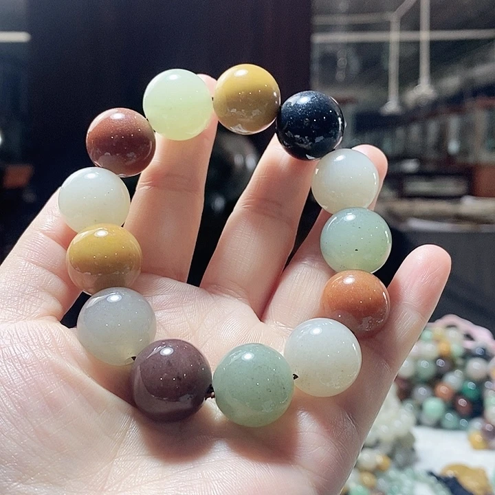 密玉（石英质玉）未镶嵌颈饰