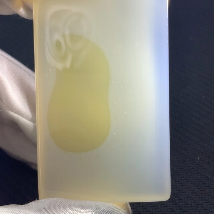 赵***在玛瑙/玉髓颈饰未镶嵌