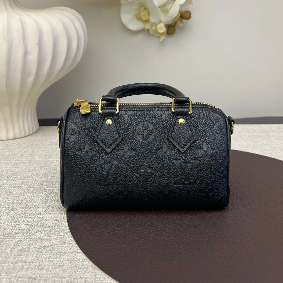 99新 LouisVuitton/路易威登 speedy nano 黑金 芯片款