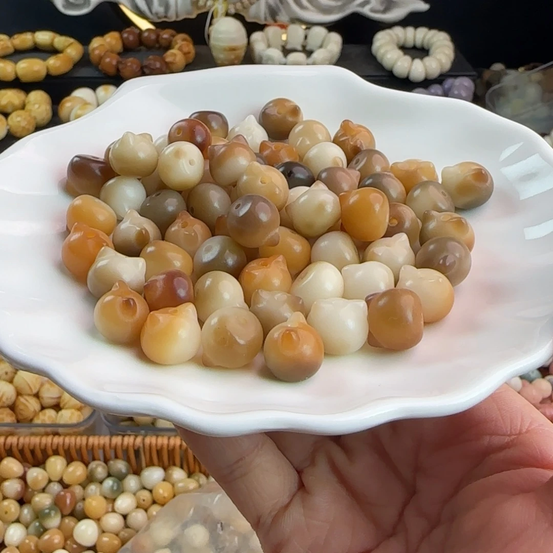 吊坠菩提根/象牙果卡12稀有色三花猫头100颗批发