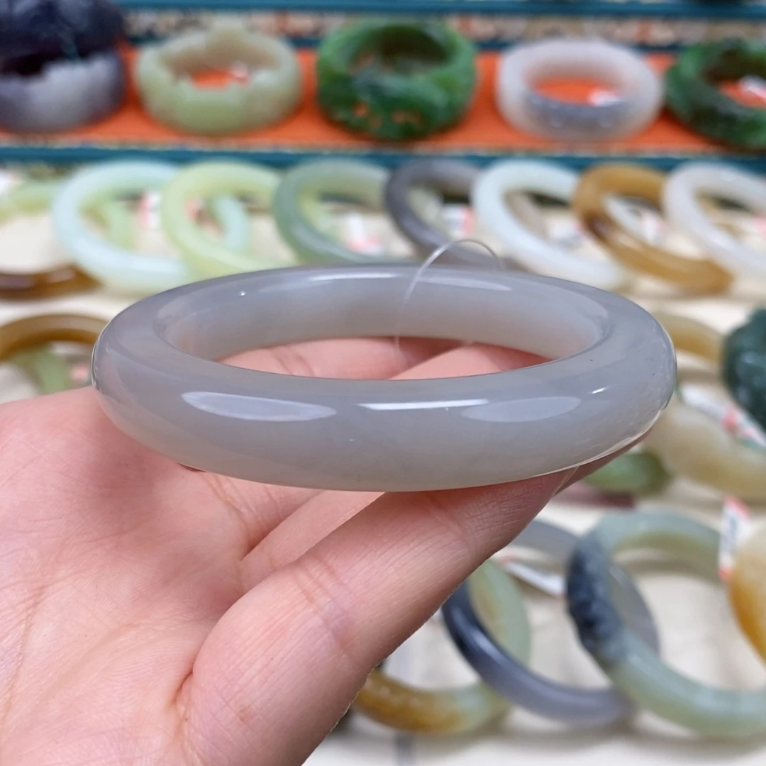 和田玉未镶嵌手镯55.7