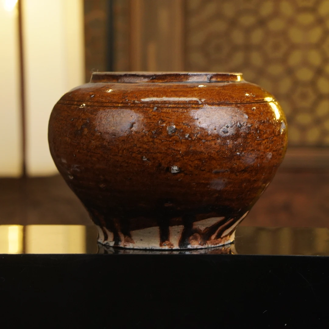 酱釉罐(高28.5cm口径10cm)