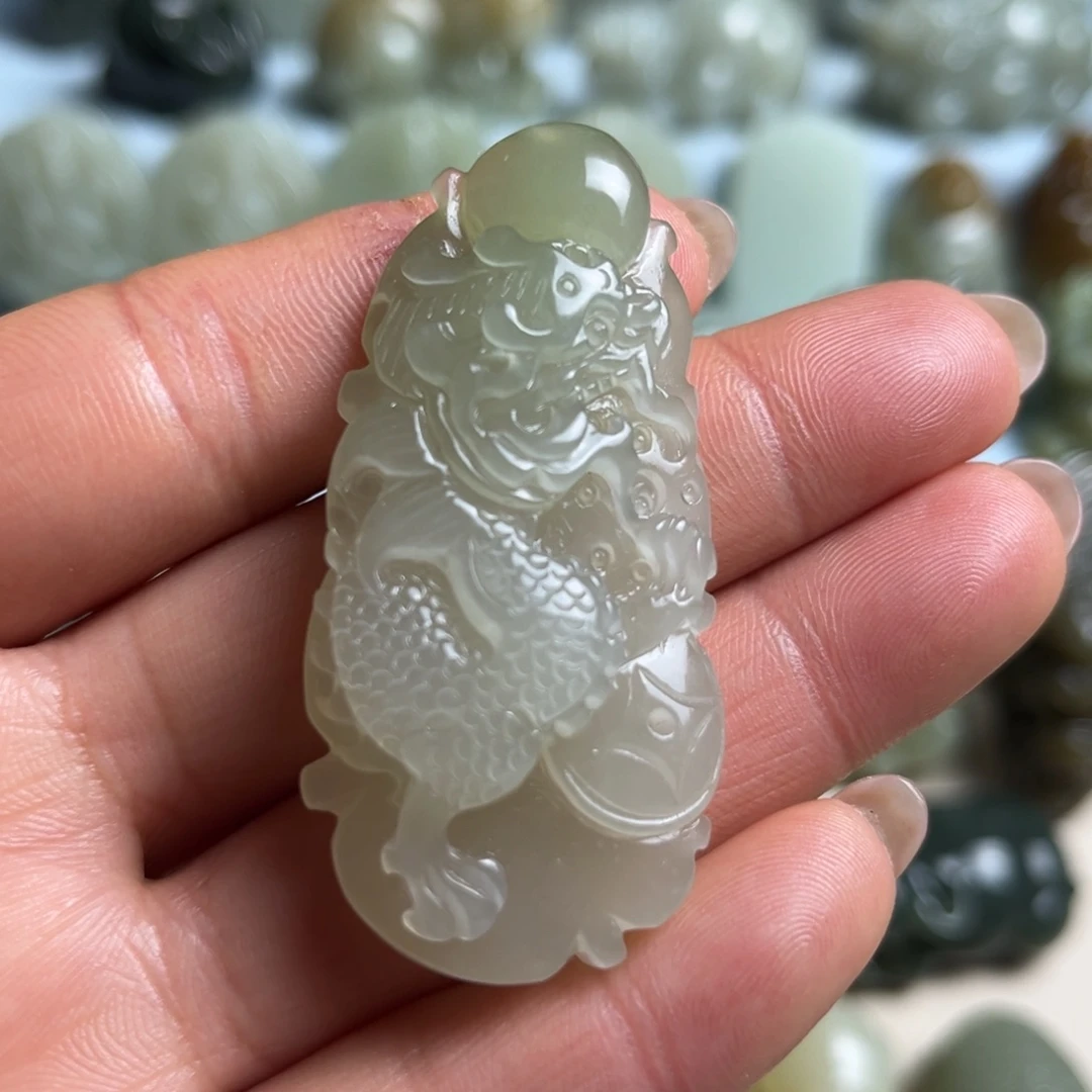 和田玉未镶嵌挂件