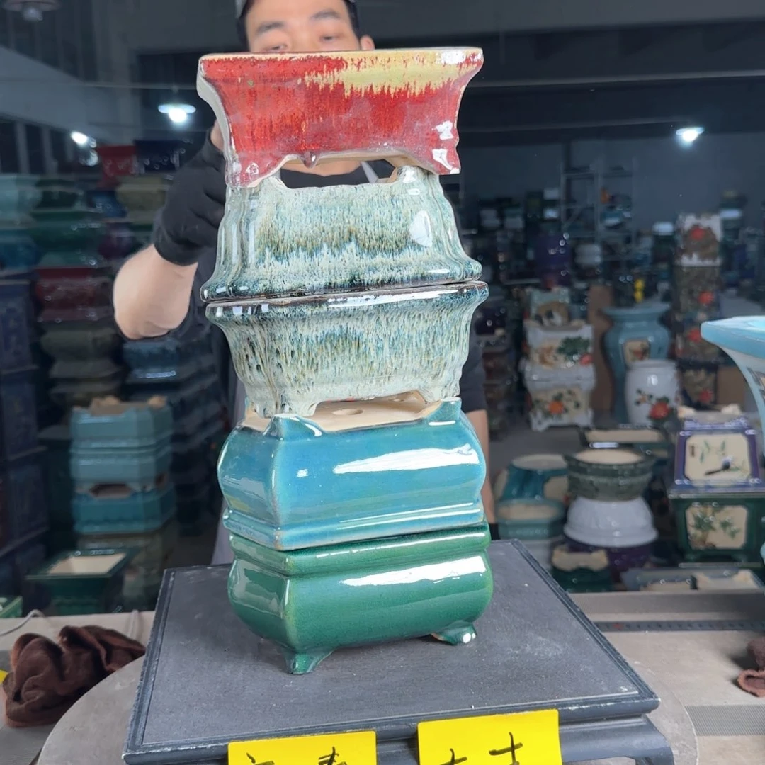 一风堂石湾花盆。釉裂
