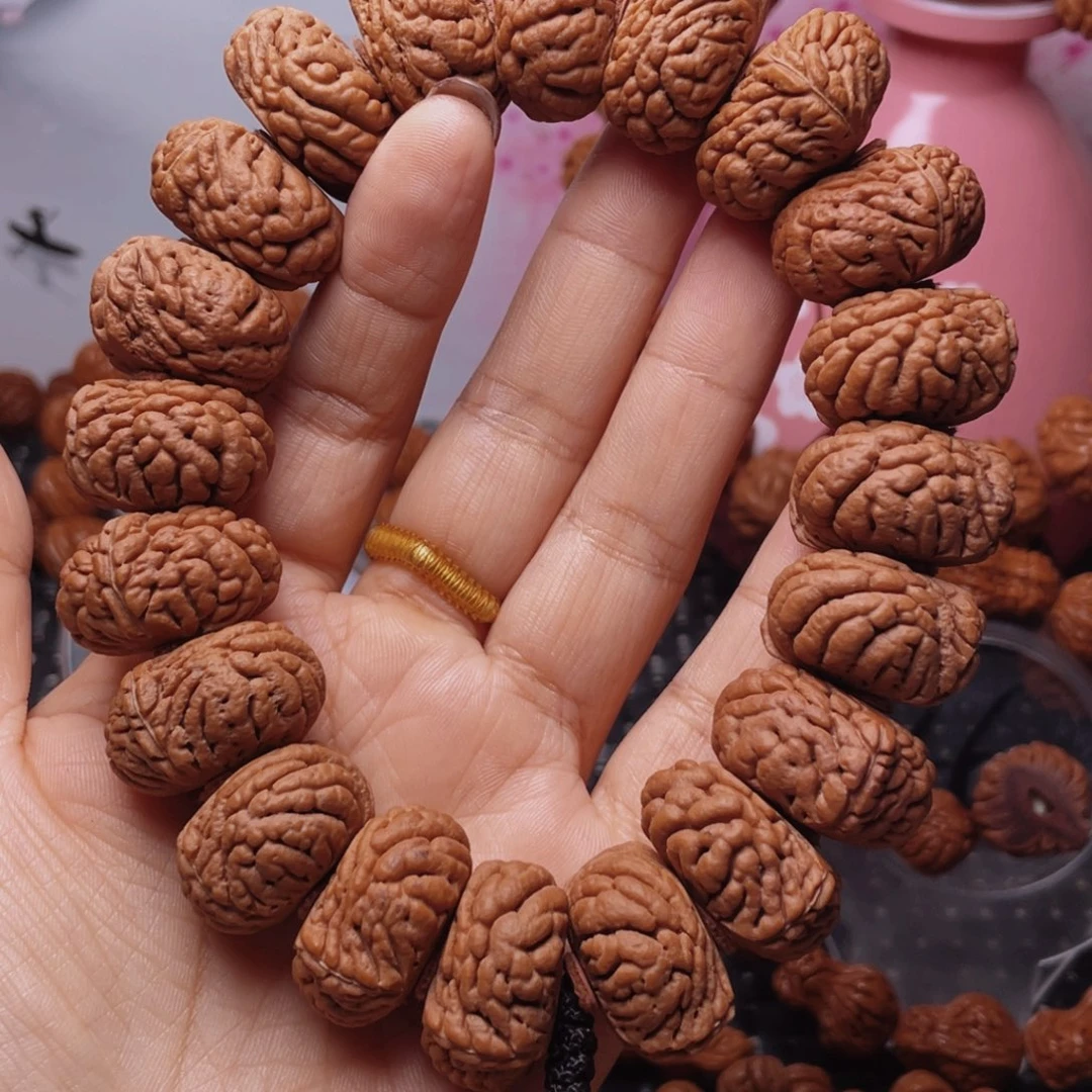 展***翔吊坠文玩核桃桃核