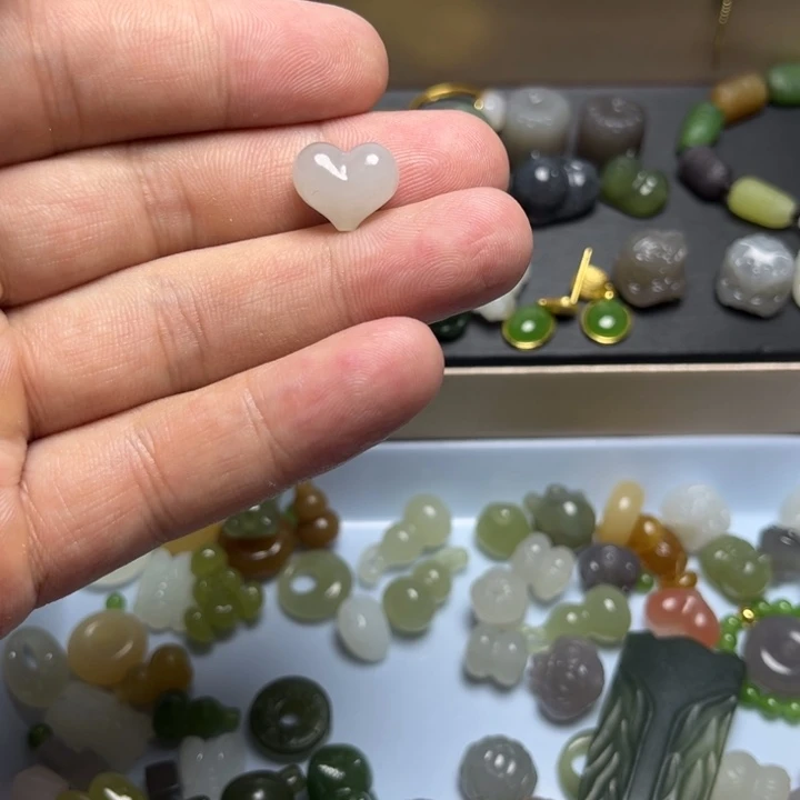 手链未镶嵌和田玉