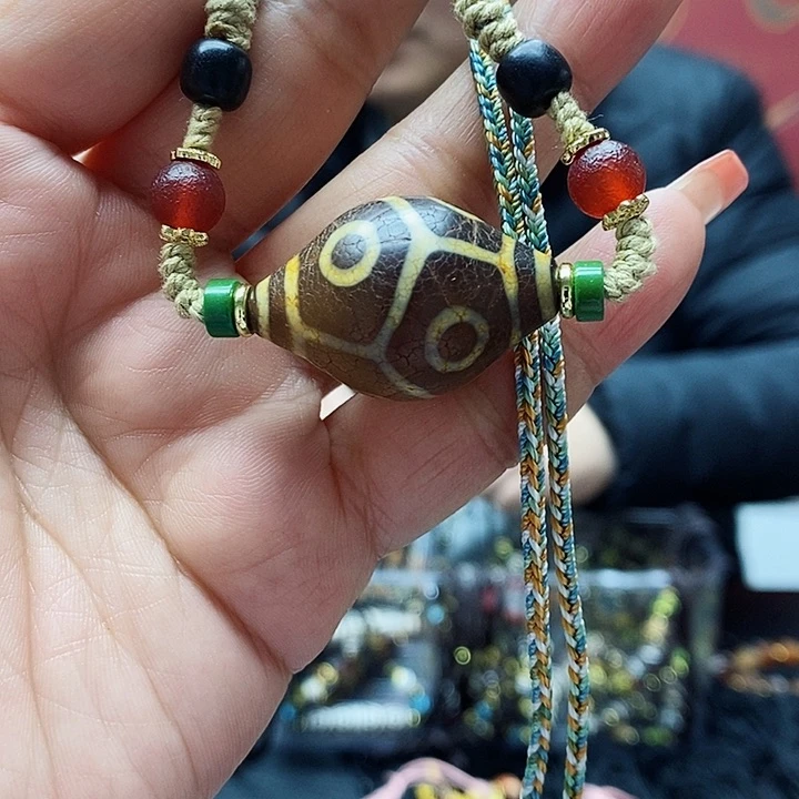 玛瑙/玉髓颈饰合金