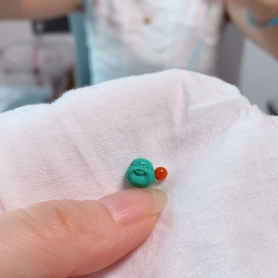 南红玛瑙未镶嵌珠宝奇石