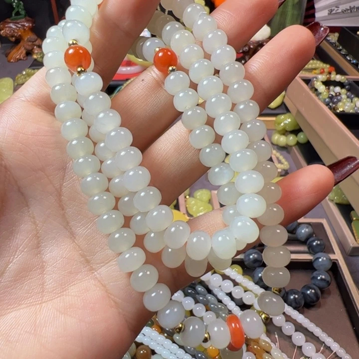 和田玉（黄玉）未镶嵌颈饰