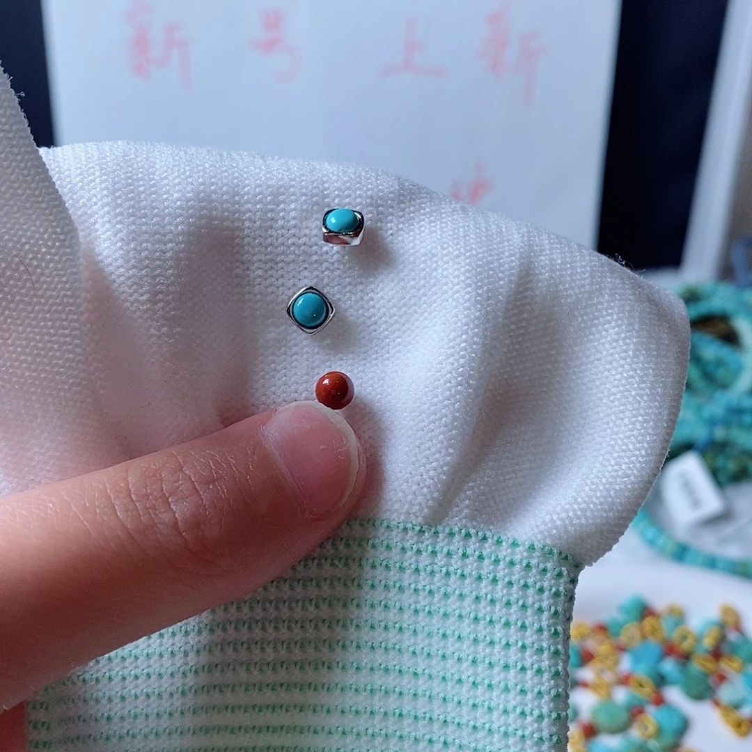 南红玛瑙颈饰未镶嵌