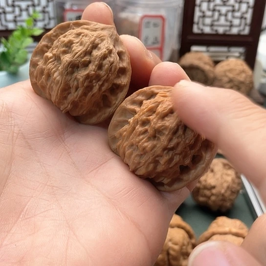 文玩核桃把件Z****万42工资帽