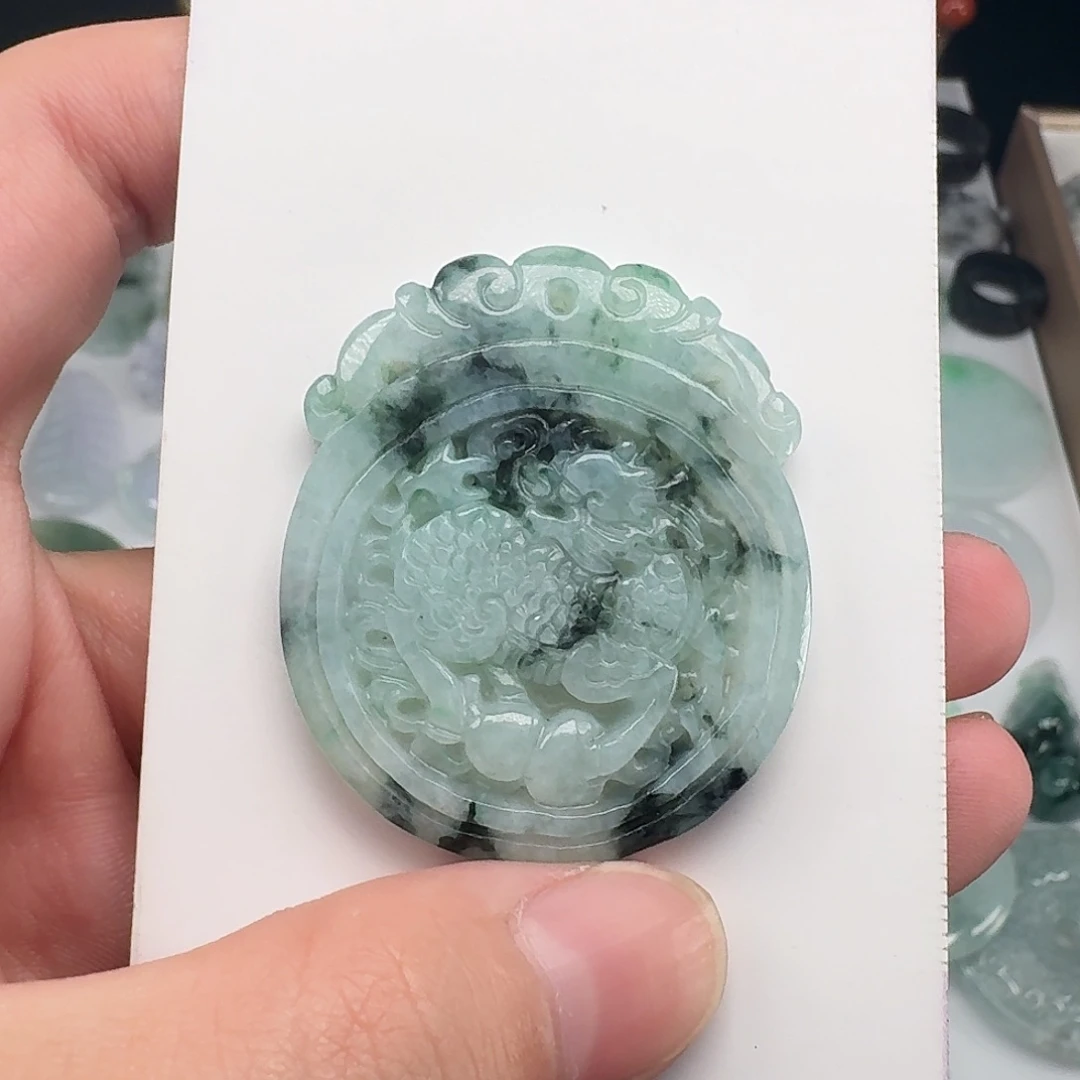翡翠未镶嵌颈饰天然翡翠