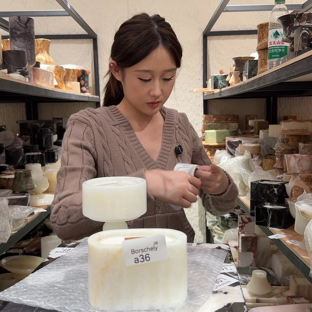 大理石a36。 心。