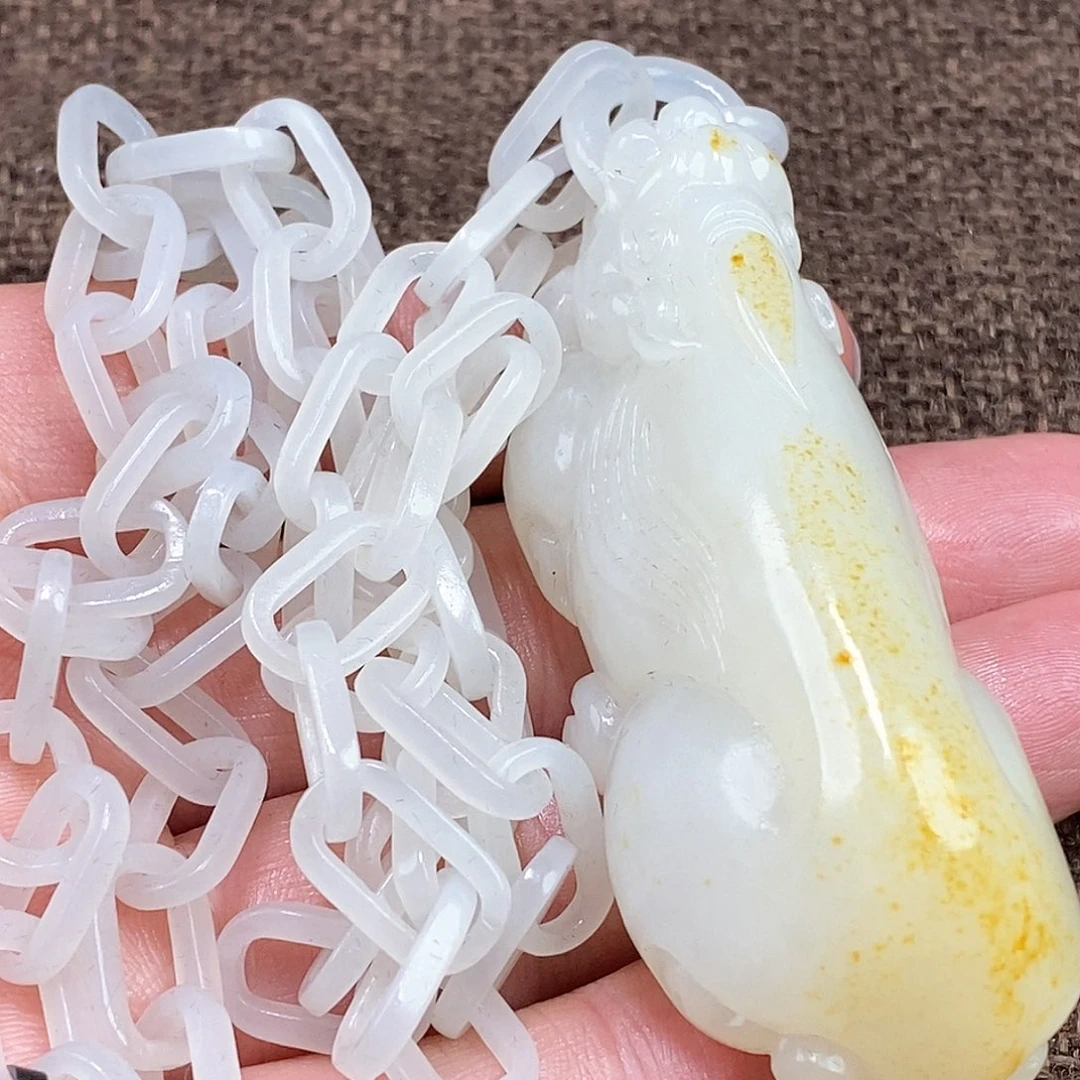 和田玉挂件未镶嵌