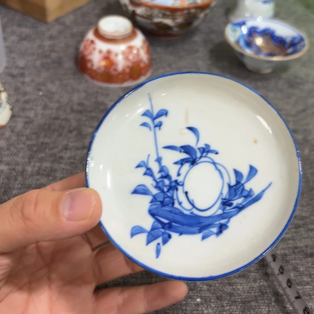 瓷片非常好看的花瓶