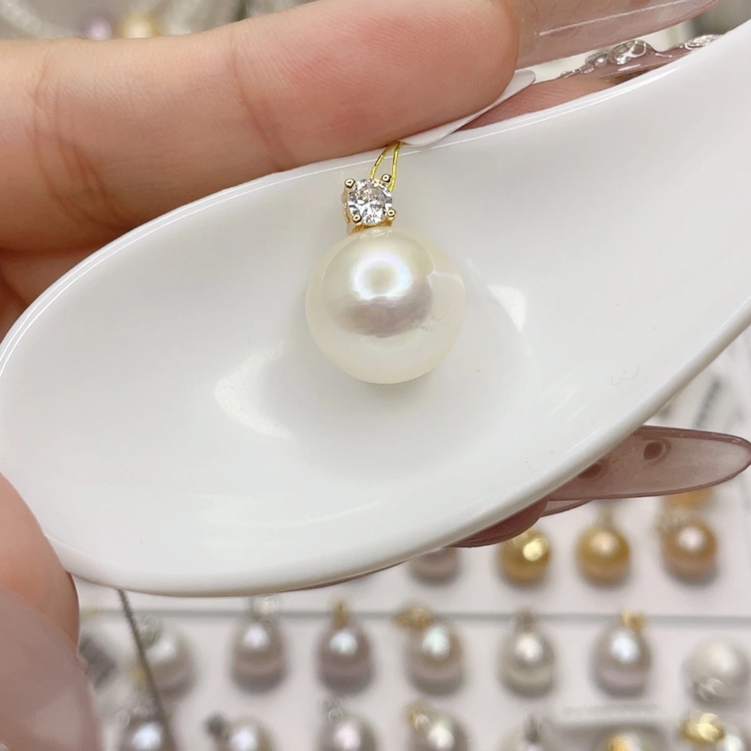 淡水珍珠合金吊坠(赠链)