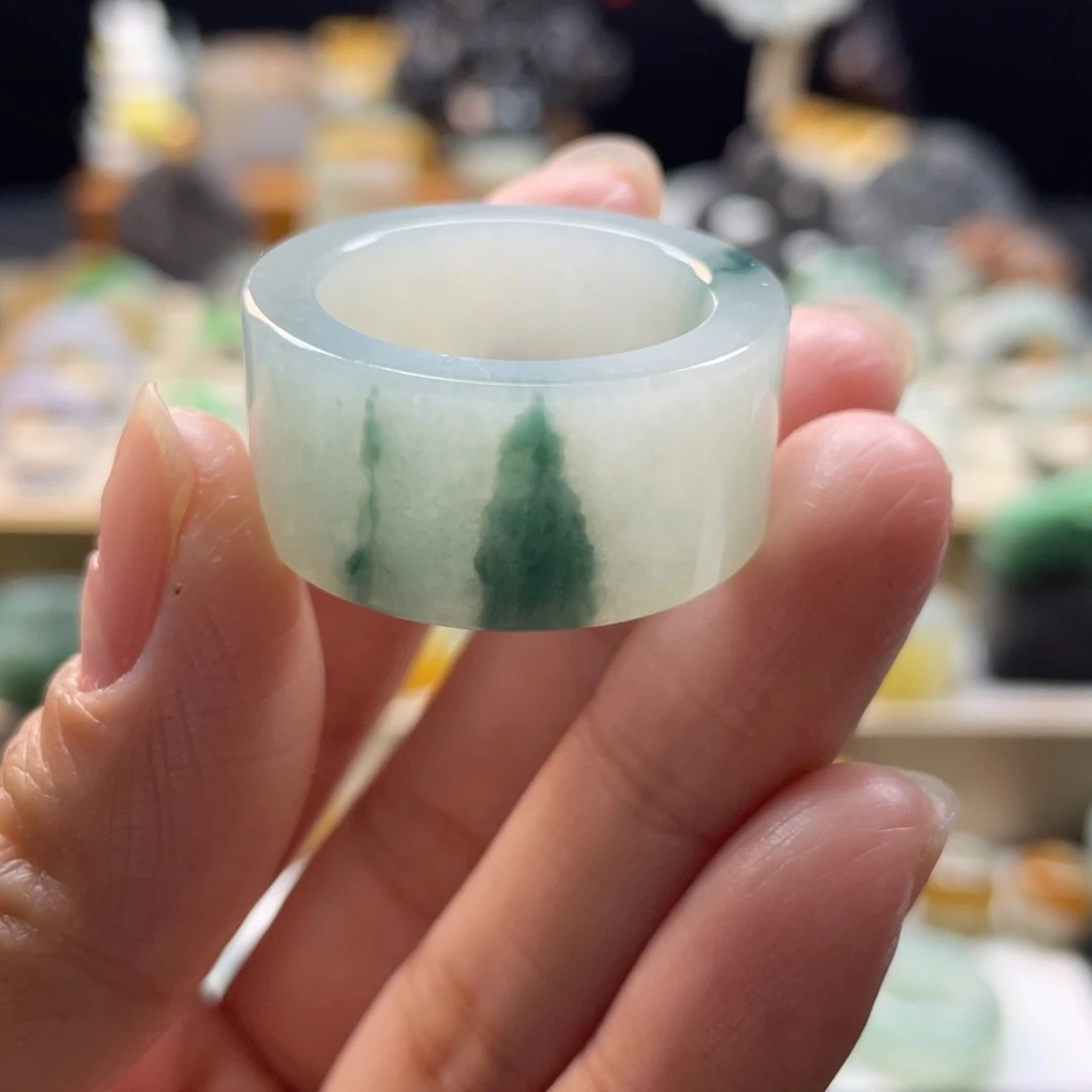 定制翡翠未镶嵌戒指