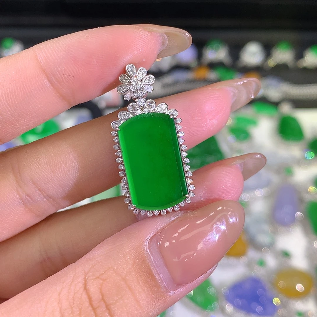 翡翠颈饰18K金镶嵌11111111