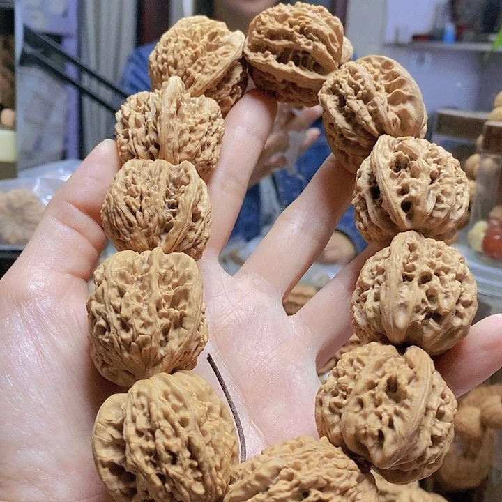 【闪购商品】文玩核桃把件36霞云岭手持