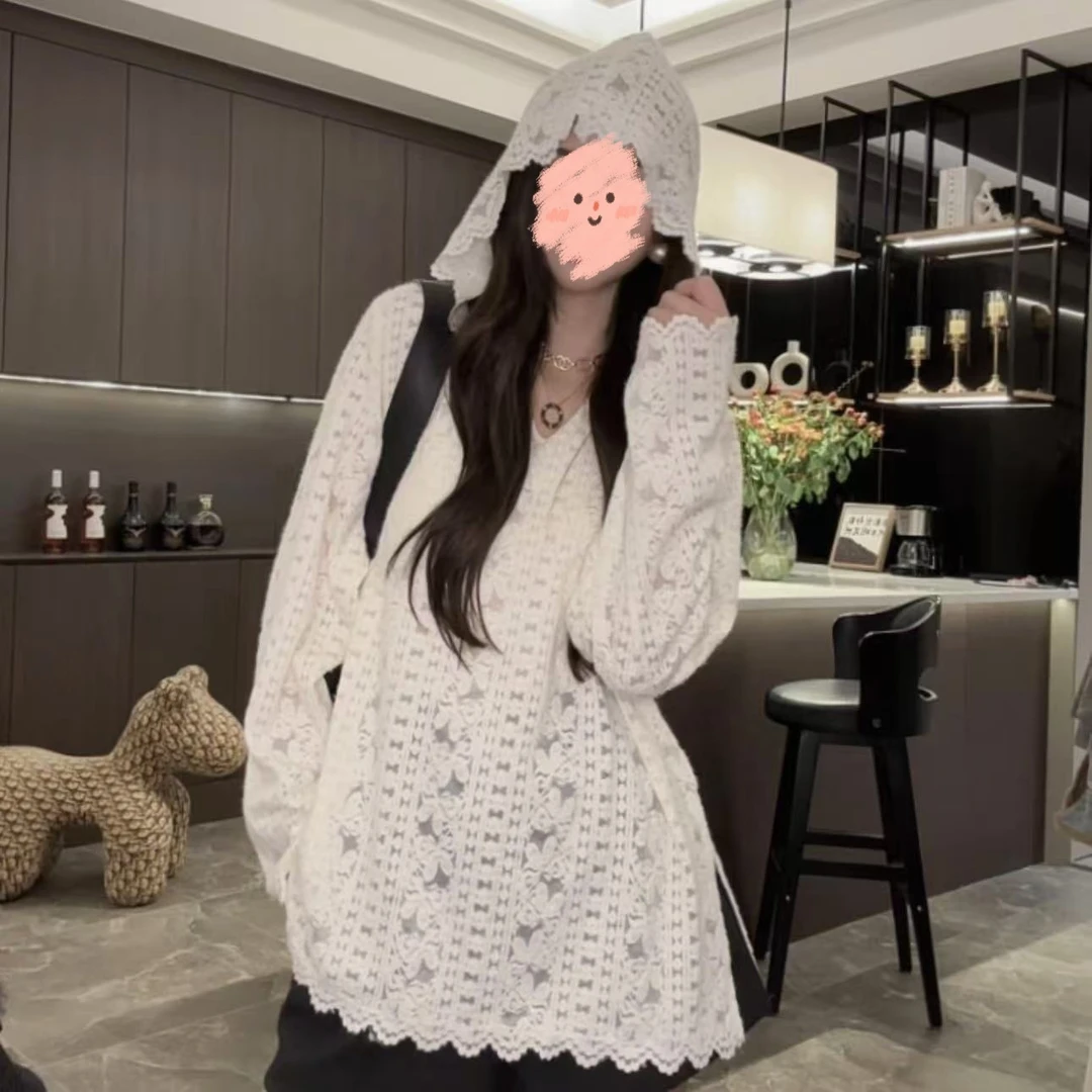 孕妇装2025复古百搭秋冬新款连帽时尚宽松蕾丝衫女装上衣打底衫