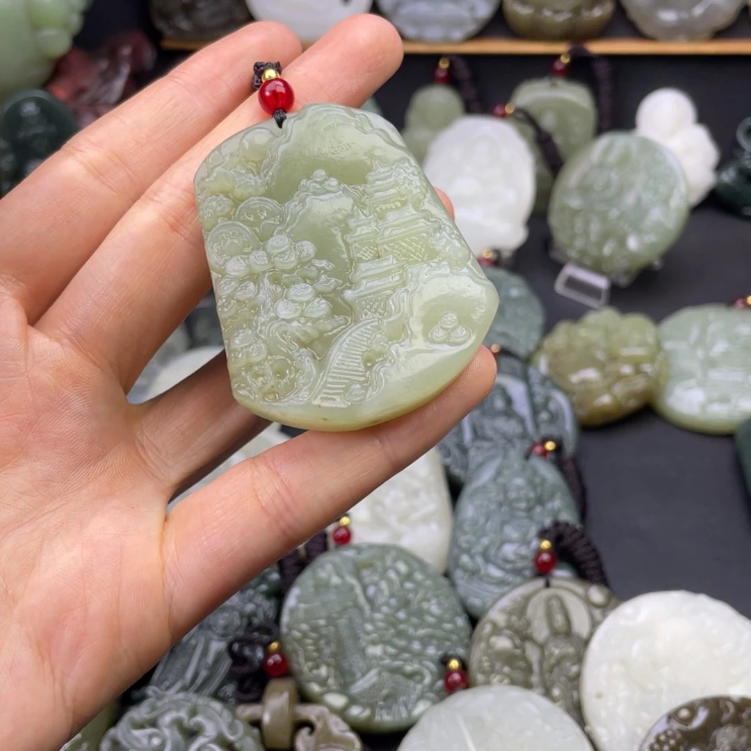 和田玉颈饰未镶嵌