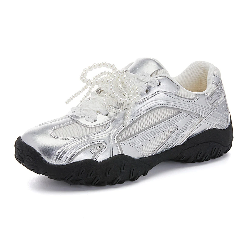 2025春季新款女士潮流百搭阿甘风真皮小白鞋蕾丝珍珠款式德训风休