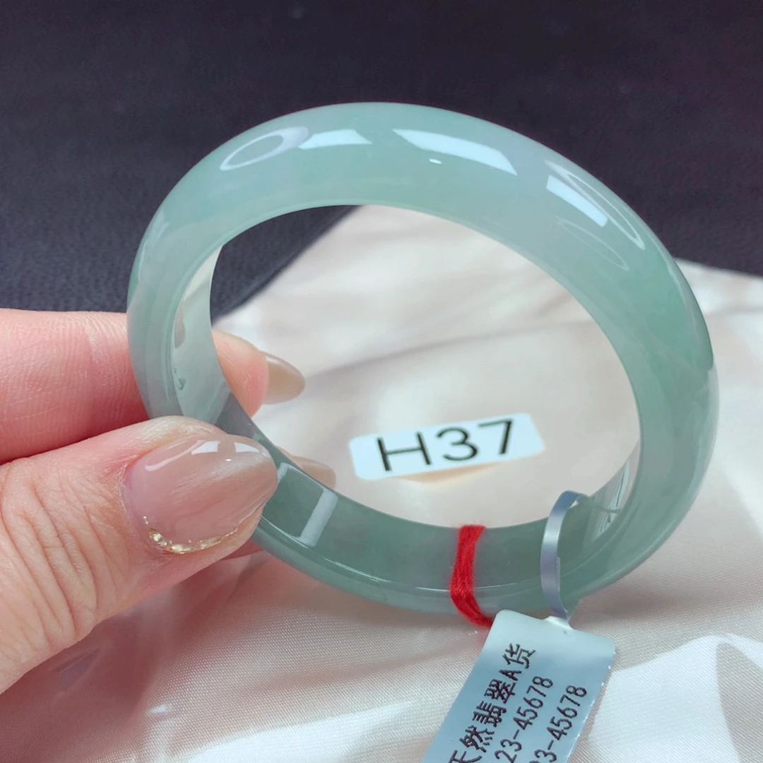 翡翠手镯未镶嵌手镯88