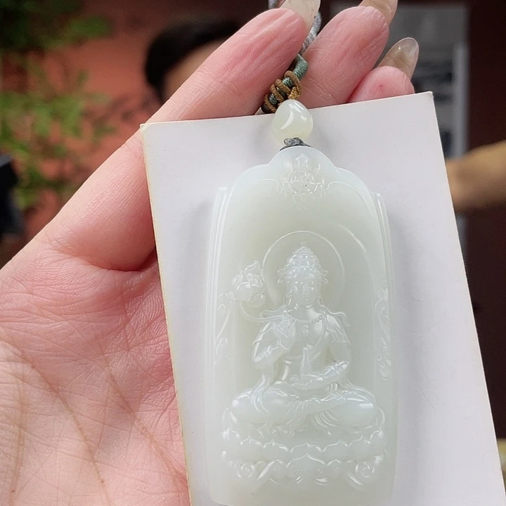 和田玉未镶嵌颈饰学*