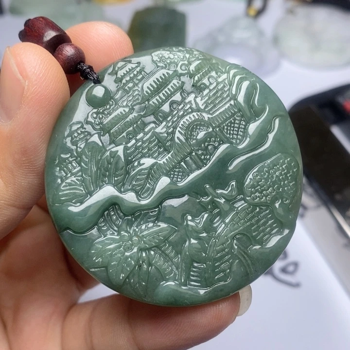 颈饰未镶嵌翡翠翡翠