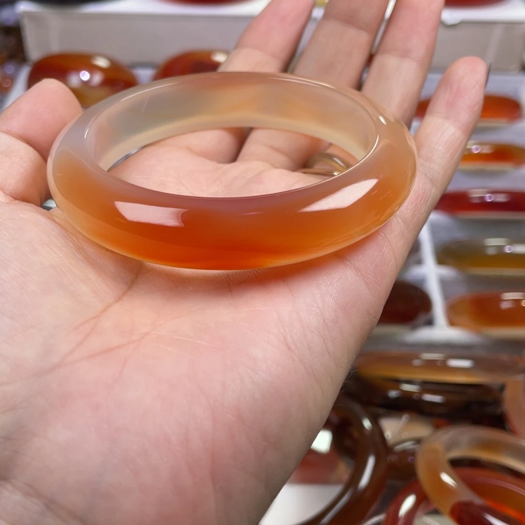 玛瑙/玉髓手镯未镶嵌呆****）