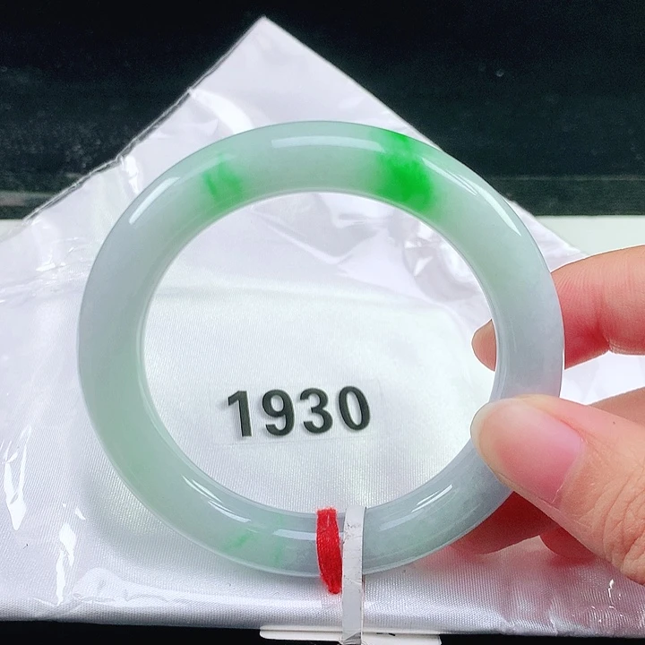 未镶嵌手镯翡翠55