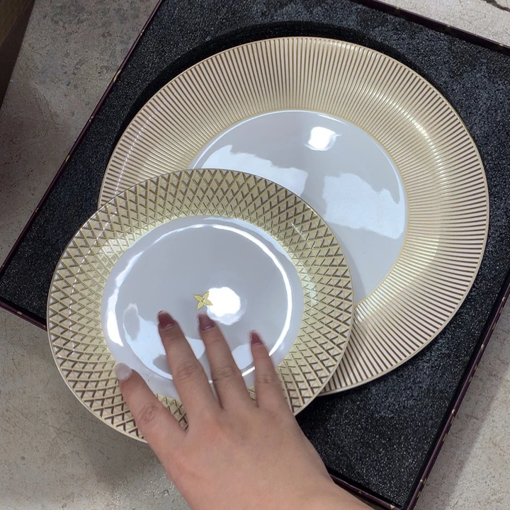 瓷片全套的都有的