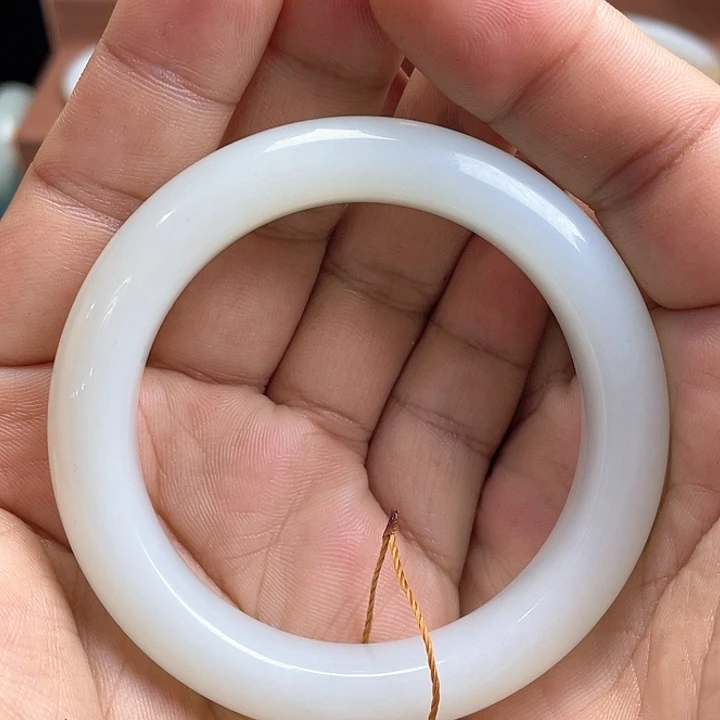 【闪购商品】未镶嵌手镯和田玉