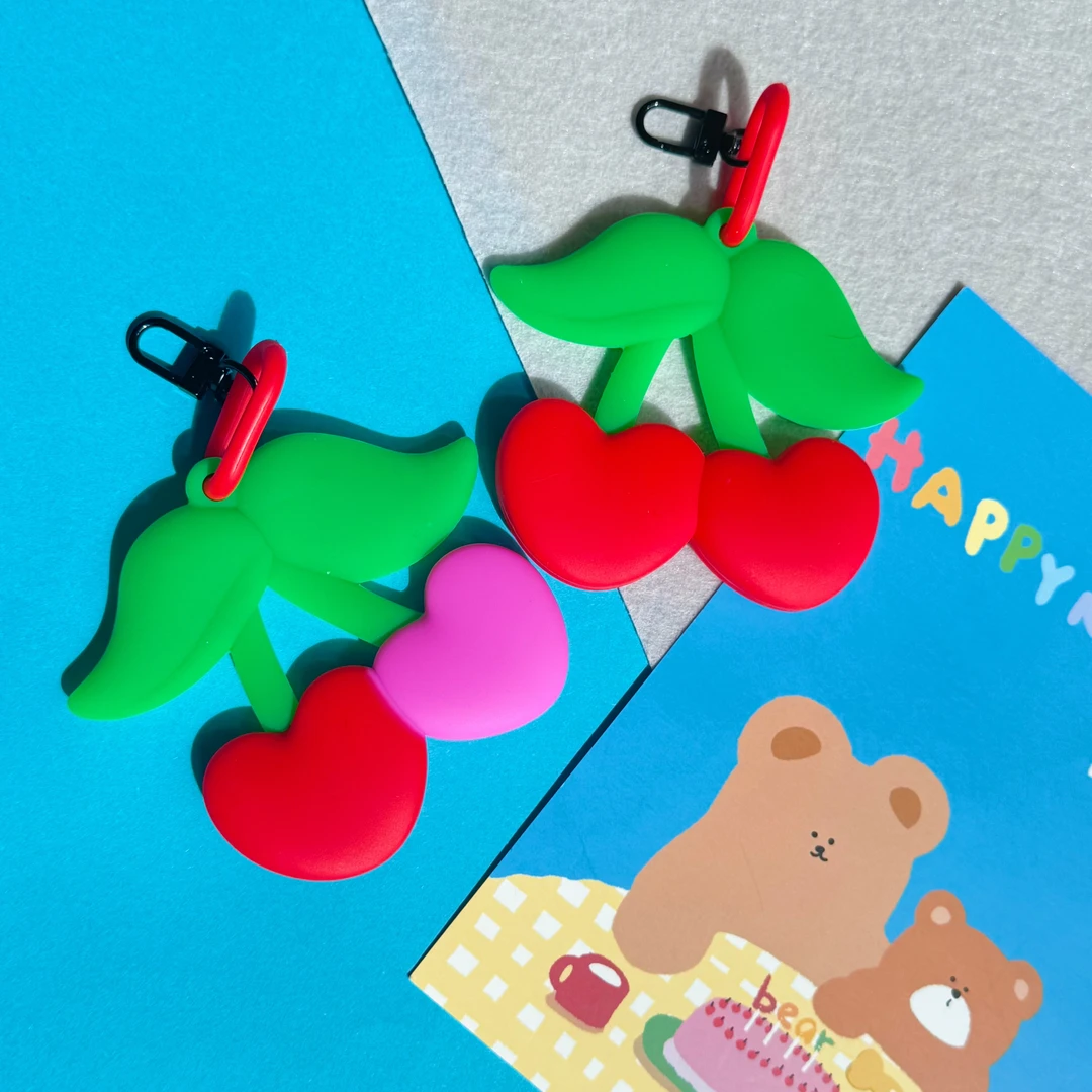 CLICHE原创硅胶蝴蝶结挂饰个性可爱挂饰手机链【樱桃蝴蝶结挂饰】